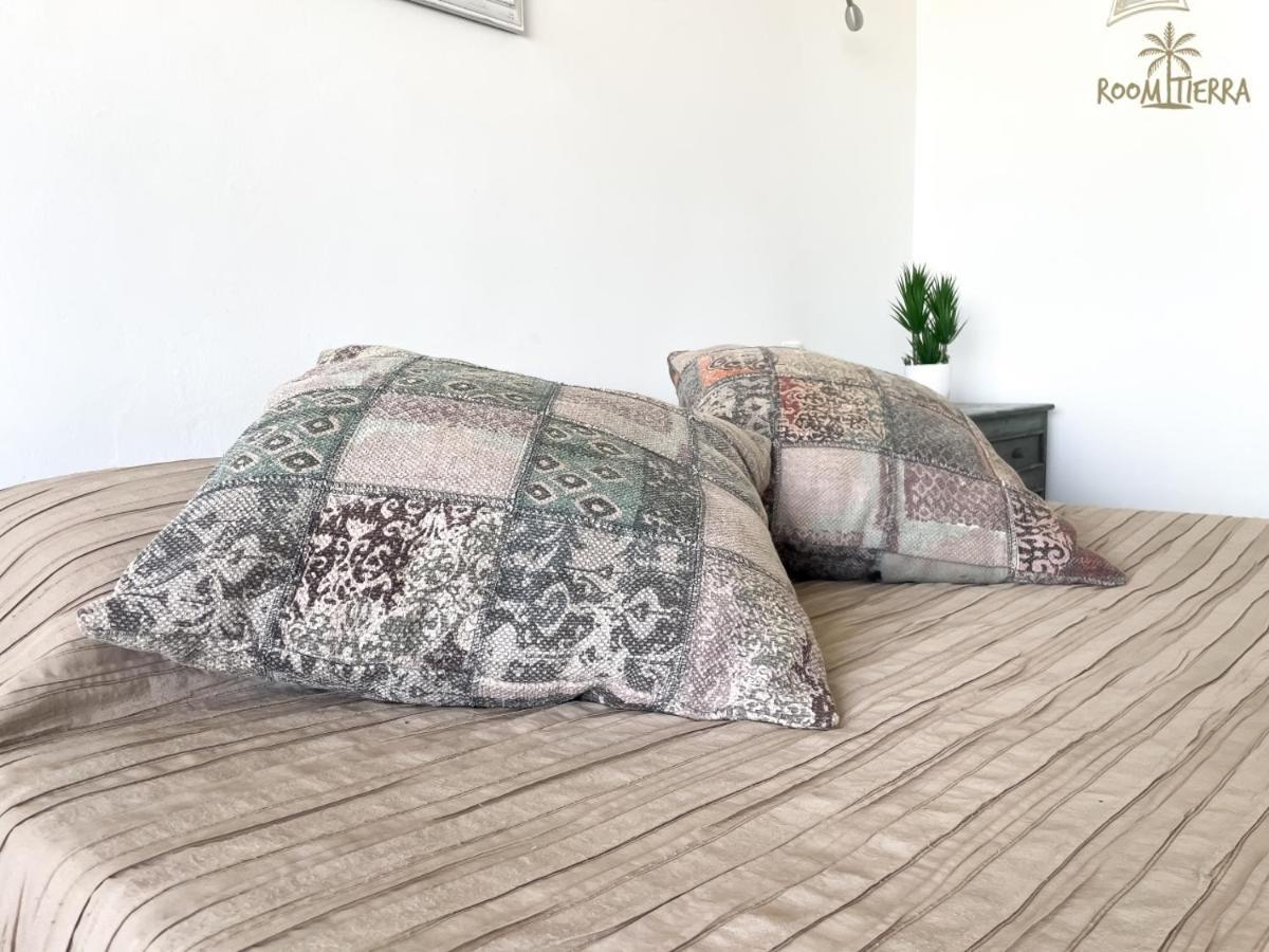 Room Tierra Wifi Free Private Bathroom , Central Town Corralejo Extérieur photo