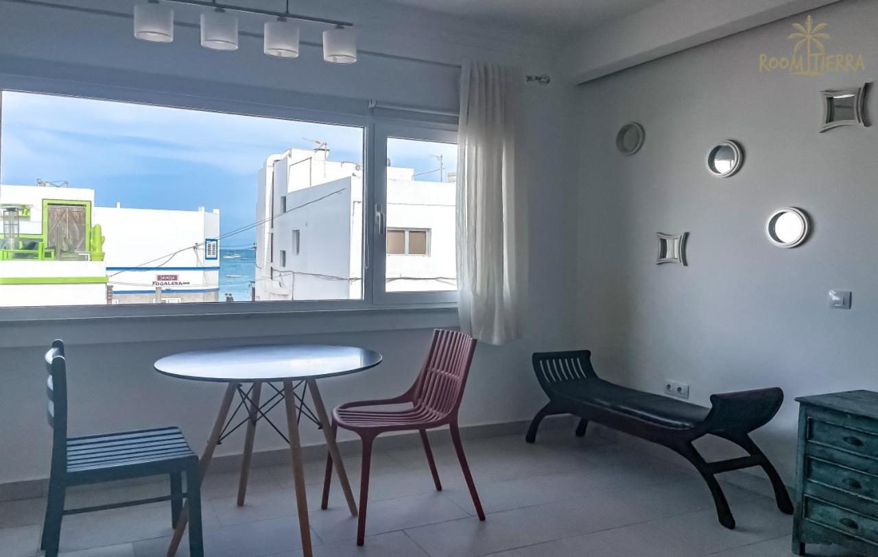 Room Tierra Wifi Free Private Bathroom , Central Town Corralejo Extérieur photo